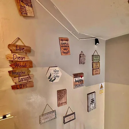 Hostal 4you *